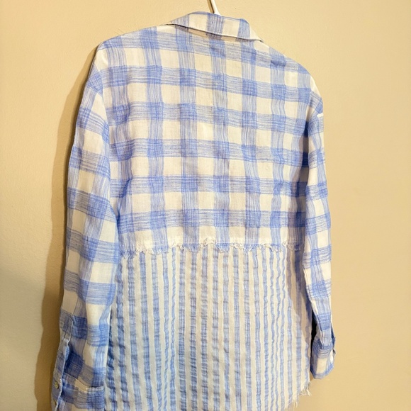 Entro Blue & White Contrasting Pattern Cotton Button Up w Frayed Hem - Picture 11 of 14